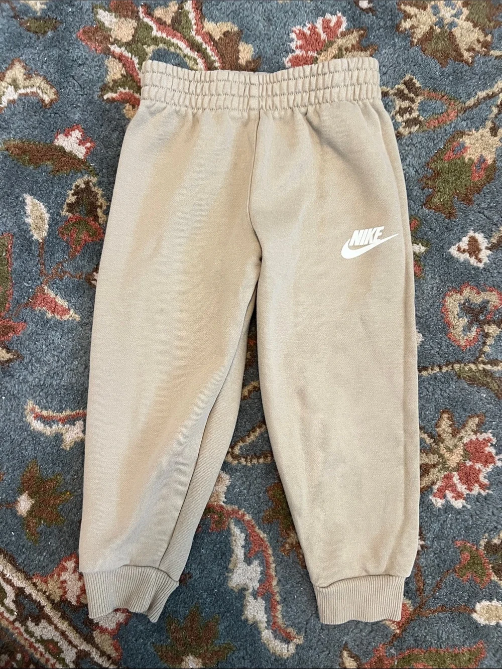 Nike little boy jogger sweatpants size 3 - 4 years